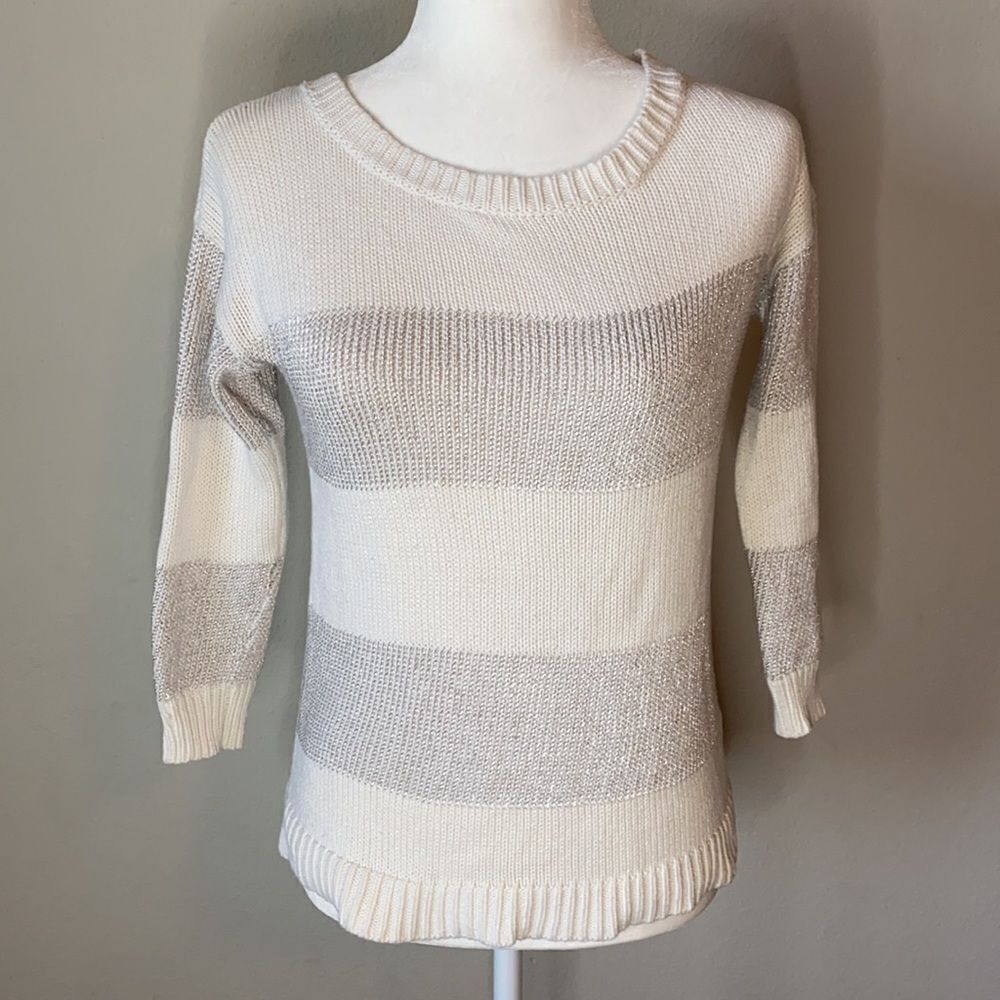 Banana Republic White and Silver 3/4 Sleeve Crewneck Sweater XS